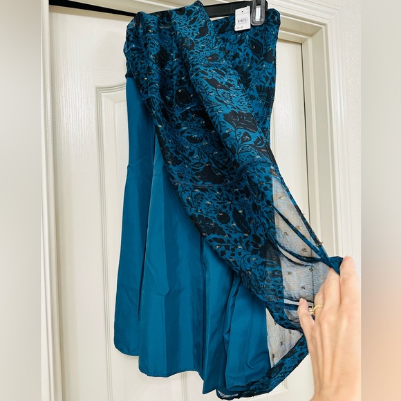 Ann Taylor chiffon, lined midi skirt. Size 0. NWT - Picture 3 of 5